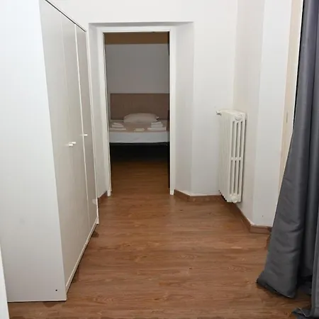 Duomo Apartment1